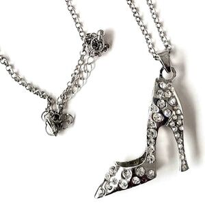 💗Vintage Silver Rhinestone Covered High Heel Shoe Heavy Pendant Chain Necklace